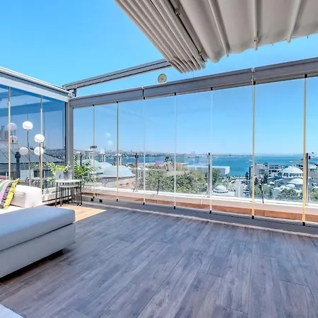 Unique Terrace Rooftop *